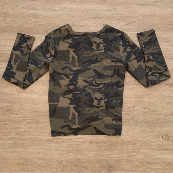 Drew Camo Crop Top Long Sleeve Front Twist Size M - Picture 5 of 9